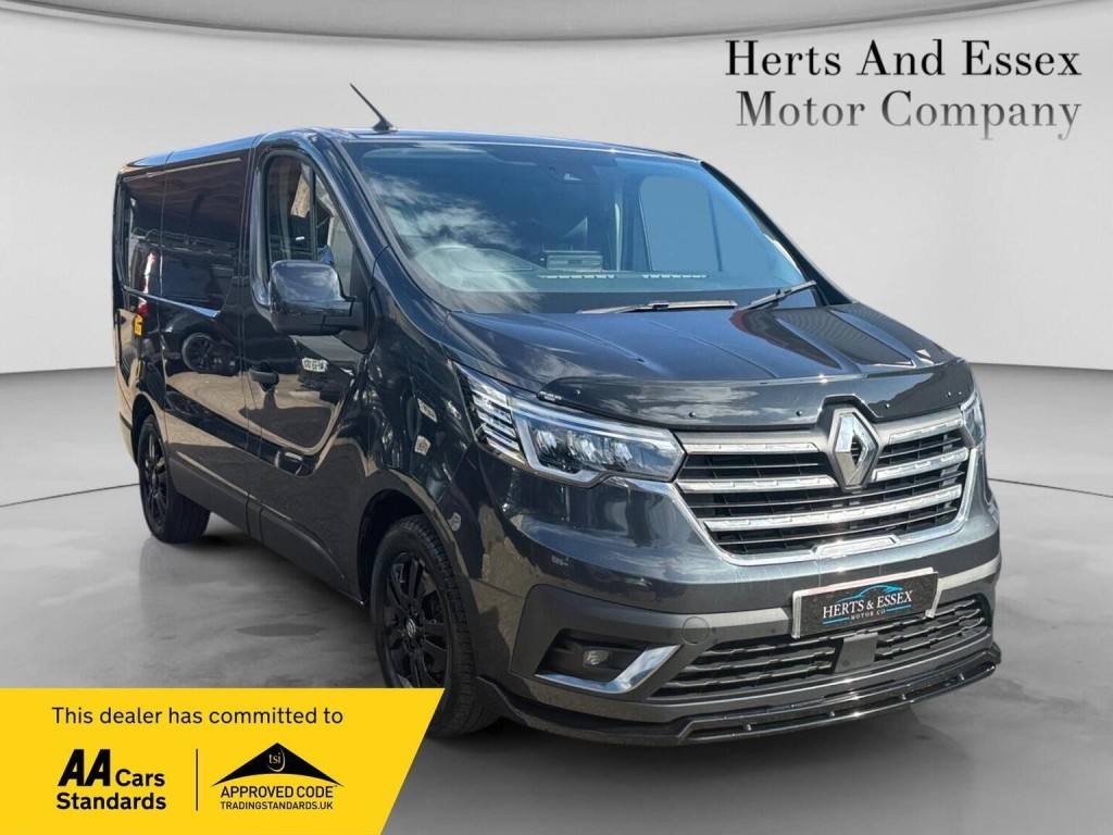 2022 Renault TRAFIC — photo 1 of 40
