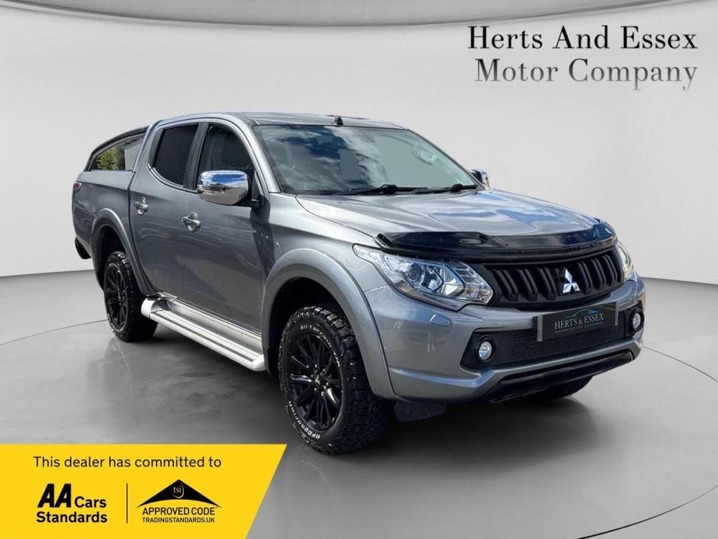2017 Mitsubishi L200 — photo 1 of 40