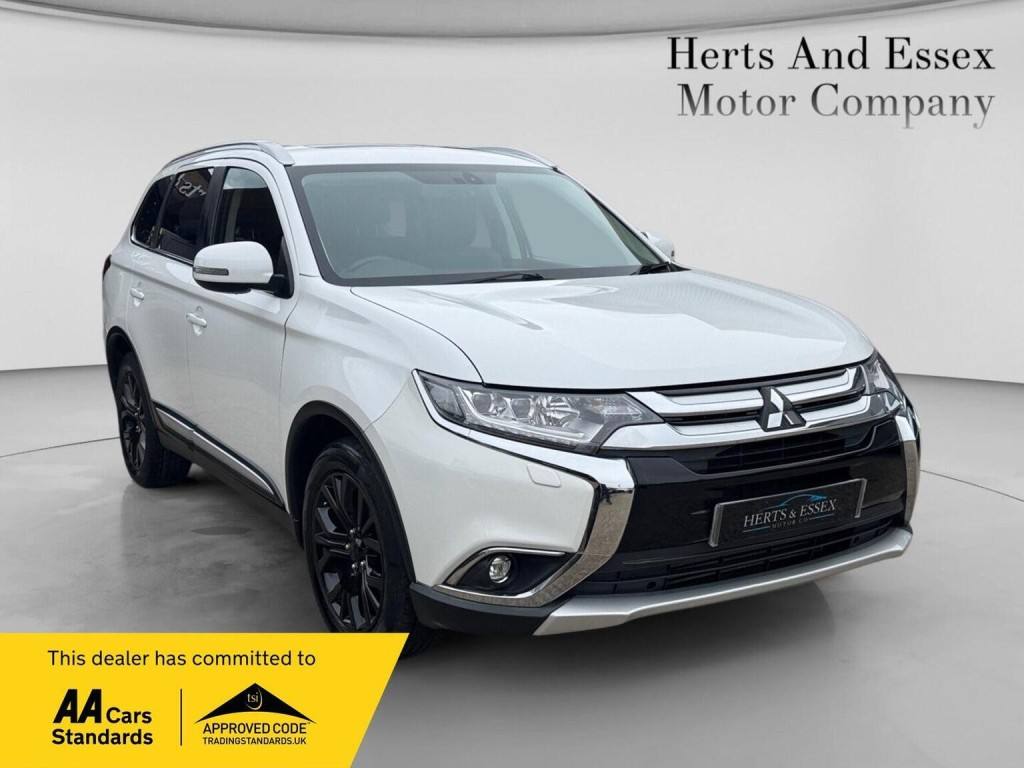 2017 Mitsubishi OUTLANDER — photo 1 of 40