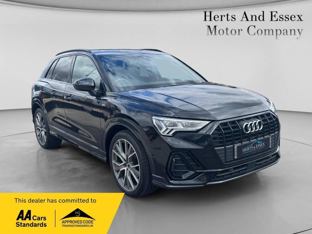 2019 Audi Q3 — photo 1 of 40