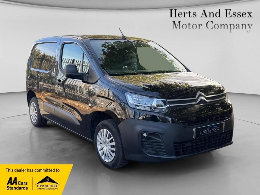 2021 Citroen BERLINGO — photo 1 of 40
